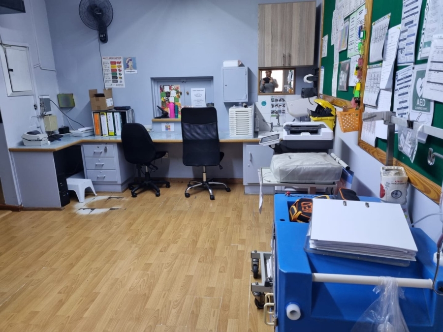 Commercial Property for Sale in Universitas Free State